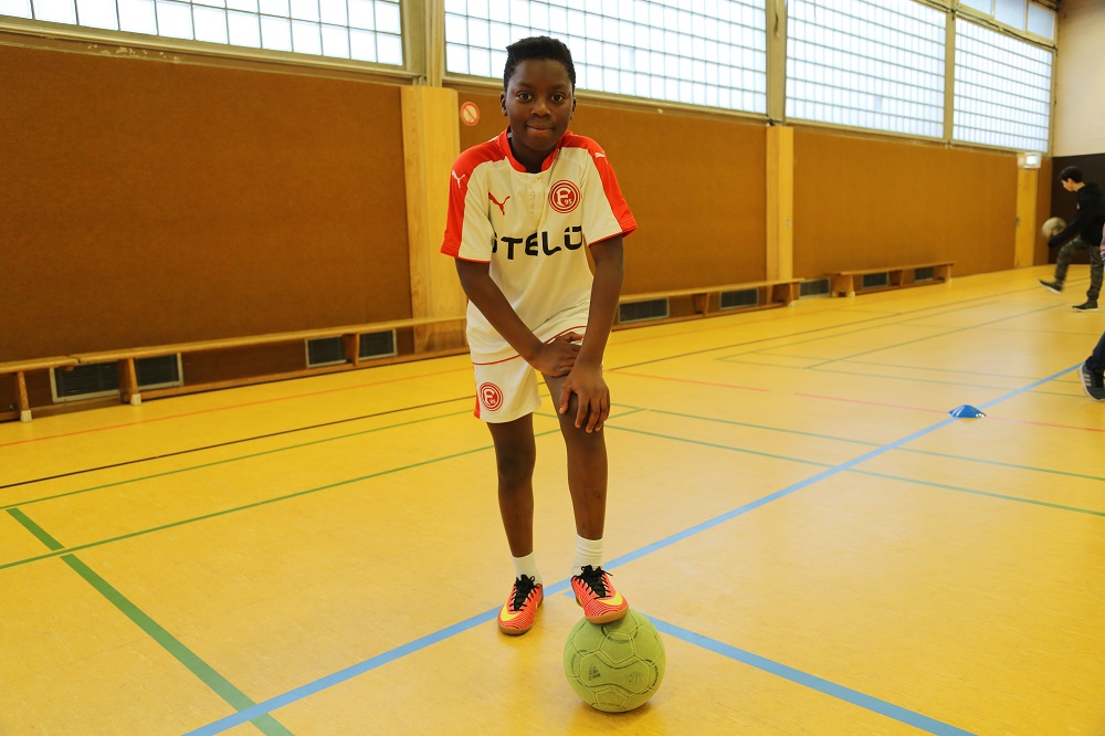 “Fußball trifft Kultur” jetzt auch an der Maria-Montessori-Gesamtschule in Düsseldorf