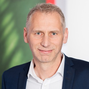 Porträtfoto von Ansgar Schwenken